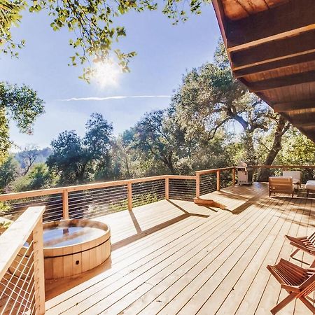 Hot Tub Disney Train Track In Julian Amazing Views Exterior photo