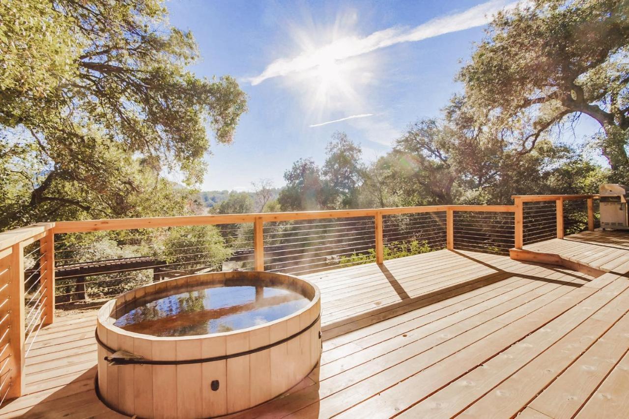 Hot Tub Disney Train Track In Julian Amazing Views Exterior photo